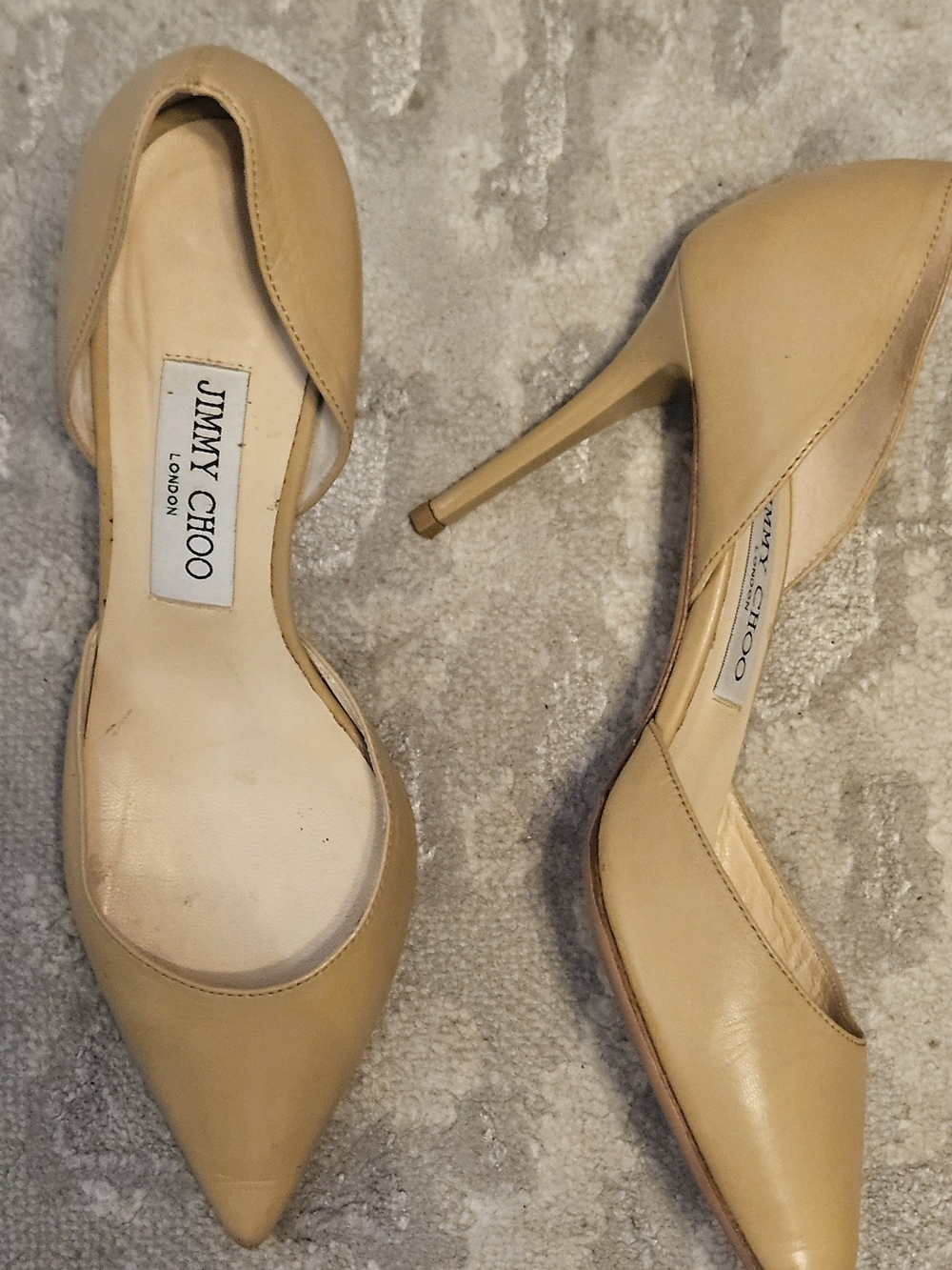 Jimmy Choo Women's Beige Pointed-Toe Flats Size 37